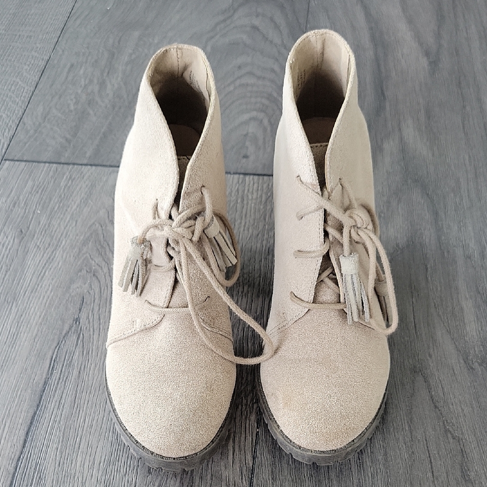 Restricted Tan Lace Up Boots Desert Style